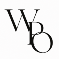 VINOIS EAU PROPERTIES LLC logo